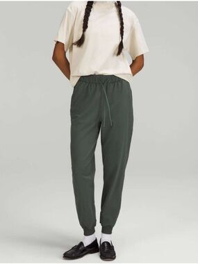 Lululemon dark green keep moving jogger cuffed womens 4